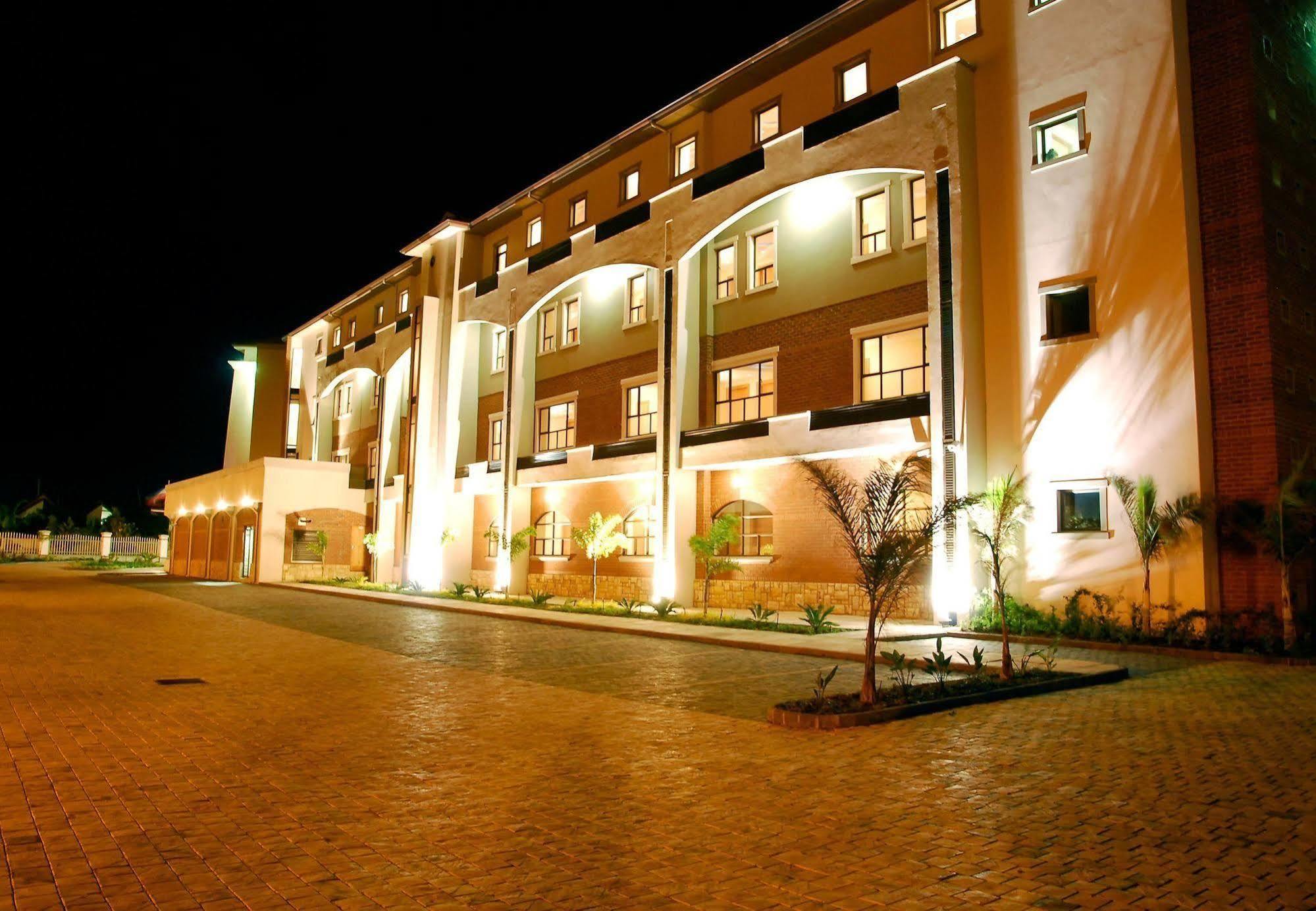 Bon Hotel Waterfront ריצ'רדס ביי מראה חיצוני תמונה