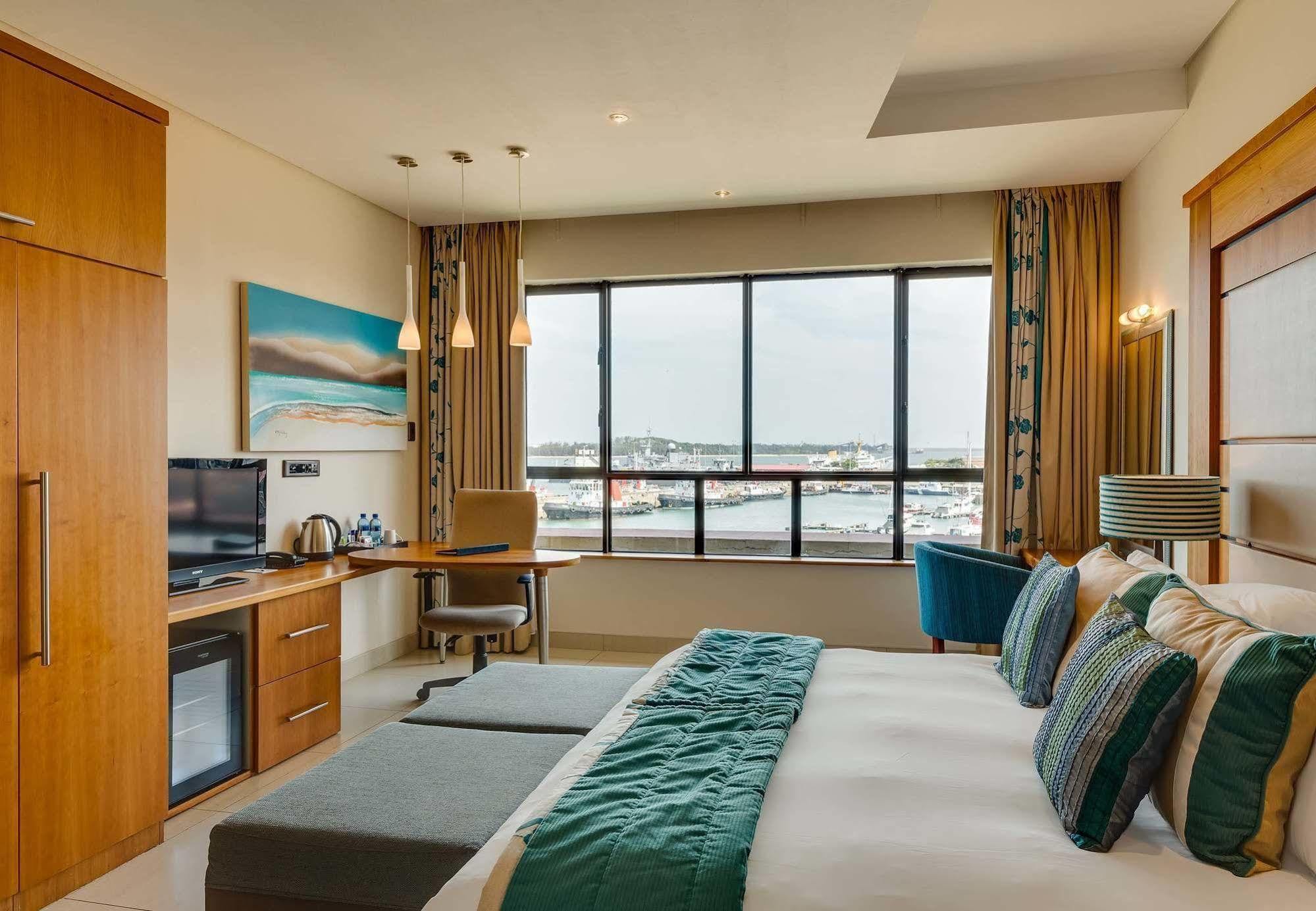 Bon Hotel Waterfront ריצ'רדס ביי מראה חיצוני תמונה
